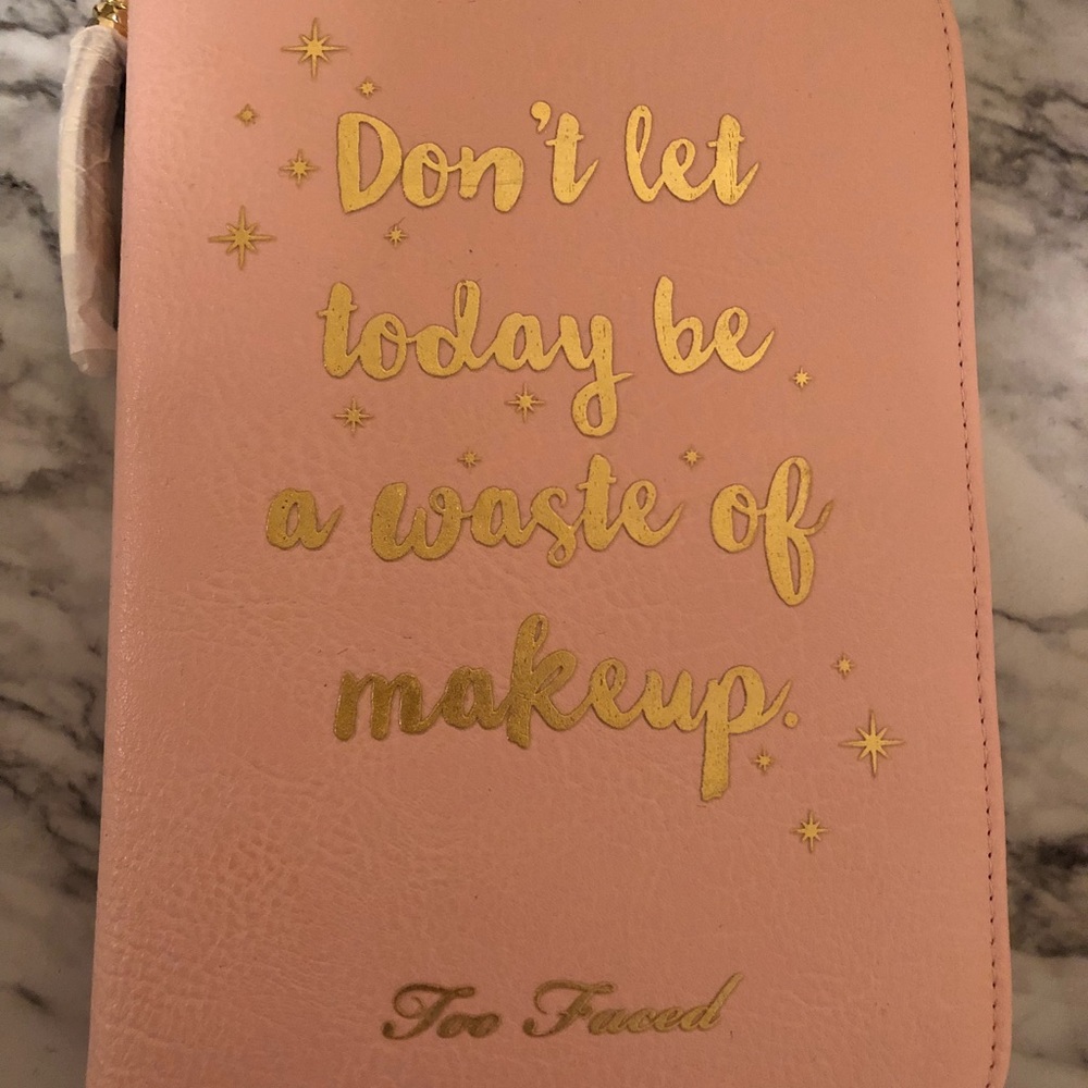 💖Too Faced Boss Beauty Agenda & Palette💖